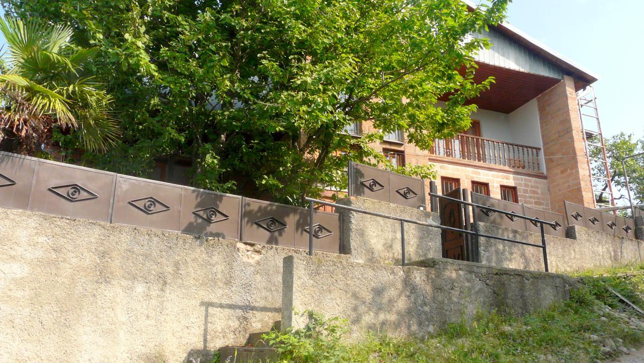 Eco House Sabero Hotel Akhmeta Exterior photo